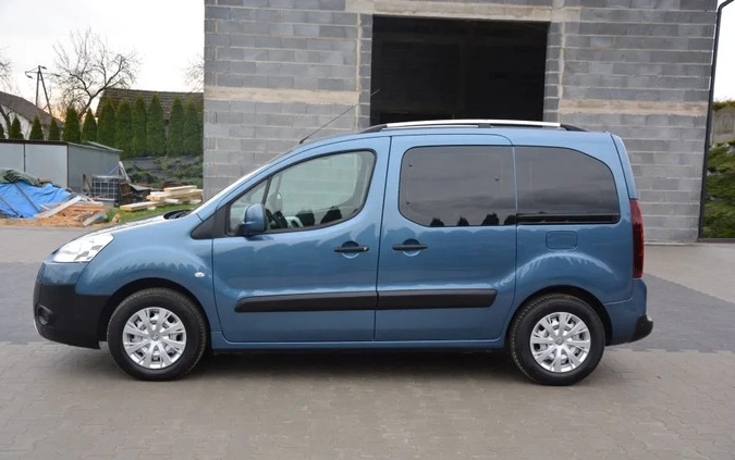 Peugeot Partner cena 29900 przebieg: 214000, rok produkcji 2012 z Toruń małe 781